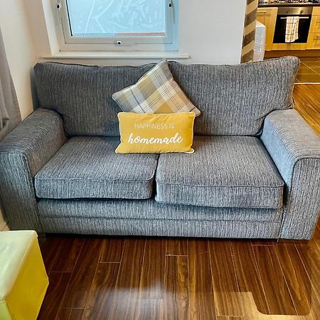 2 Bedroom City-Centre Apartment With Free Parking Belfast Eksteriør billede